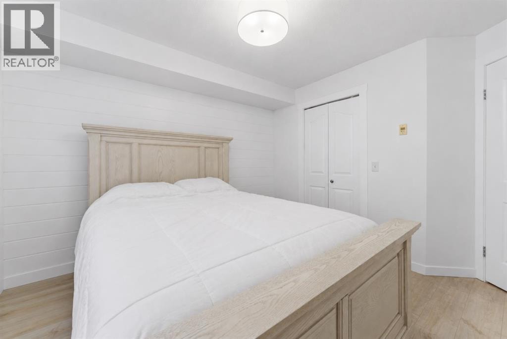 4208, 60 Panatella Street NW — photo 13