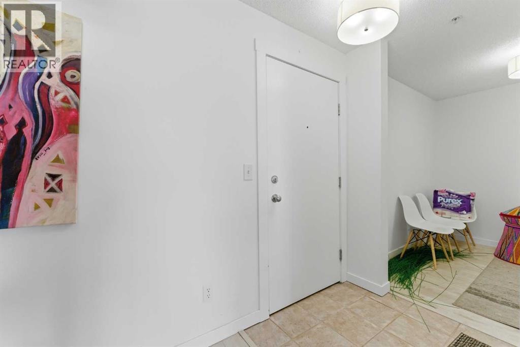 4208, 60 Panatella Street NW — photo 29
