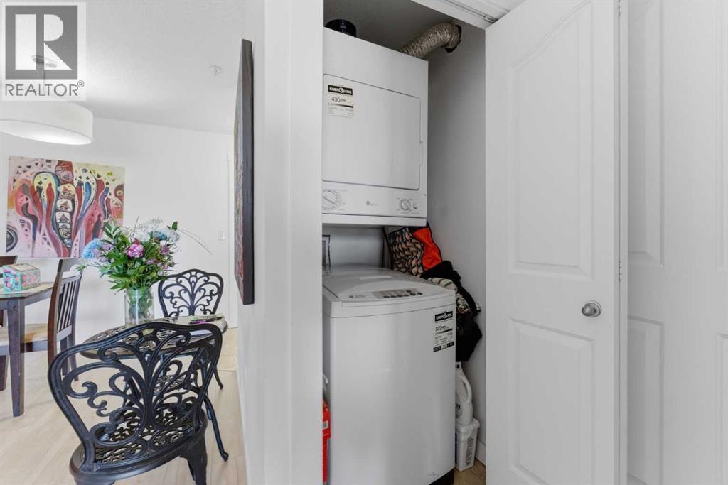 4208, 60 Panatella Street NW — photo 38