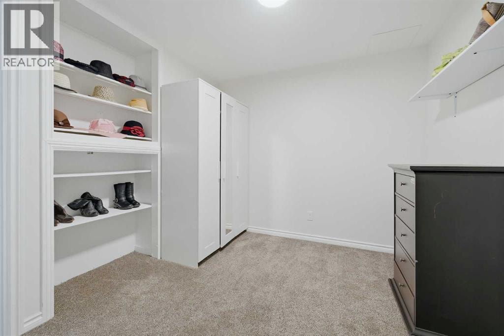 55 Ross Place — photo 35