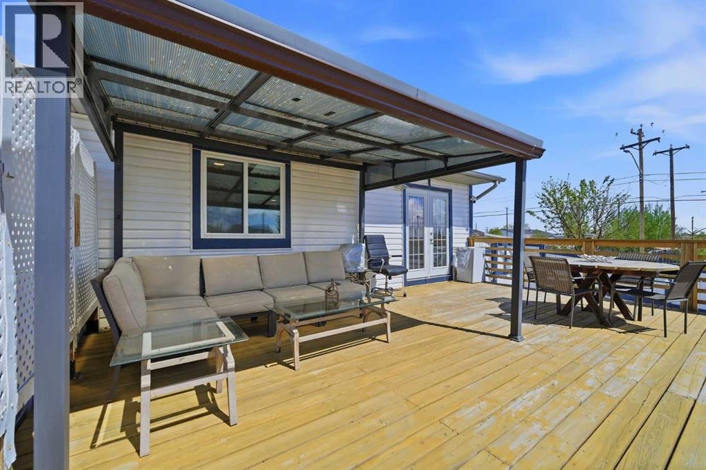 55 Ross Place — photo 43