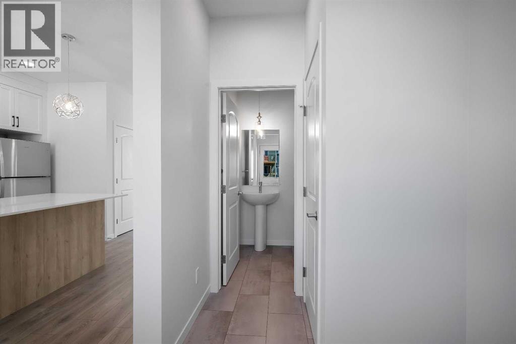 541 Bayview Street SW — photo 20