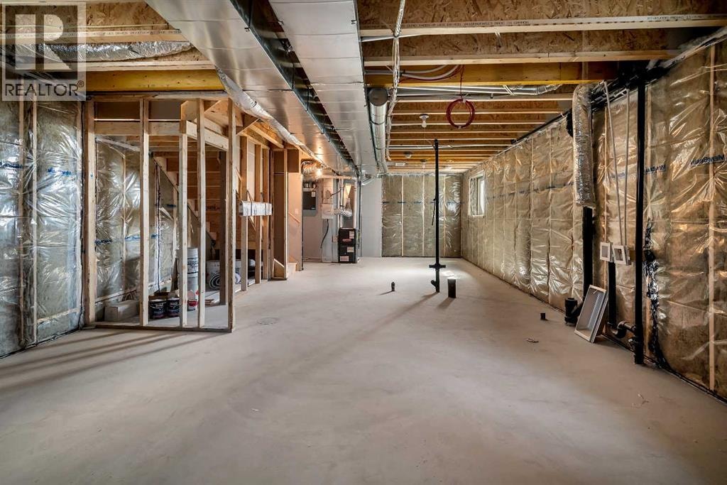 541 Bayview Street SW — photo 40