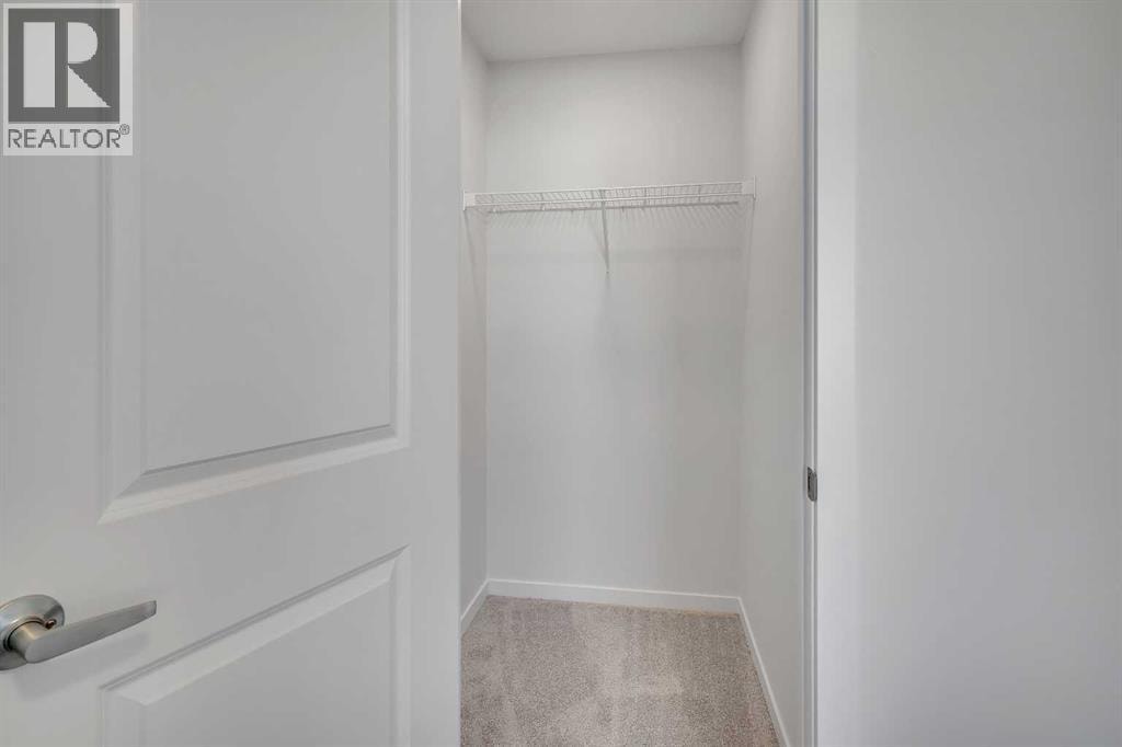 541 Bayview Street SW — photo 33