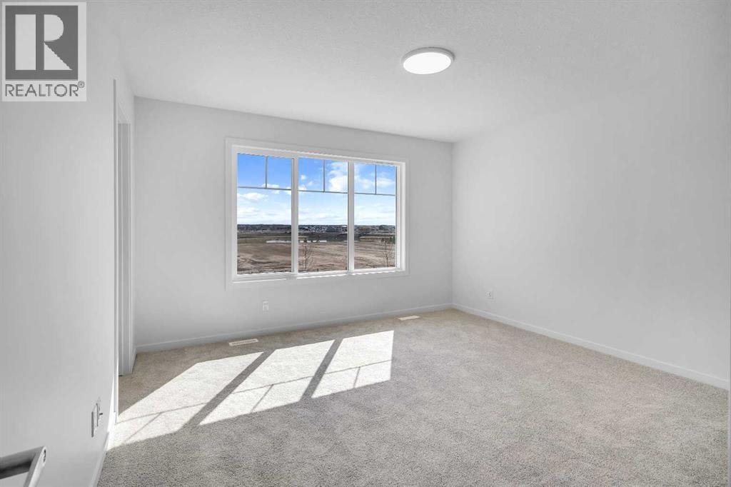 541 Bayview Street SW — photo 24