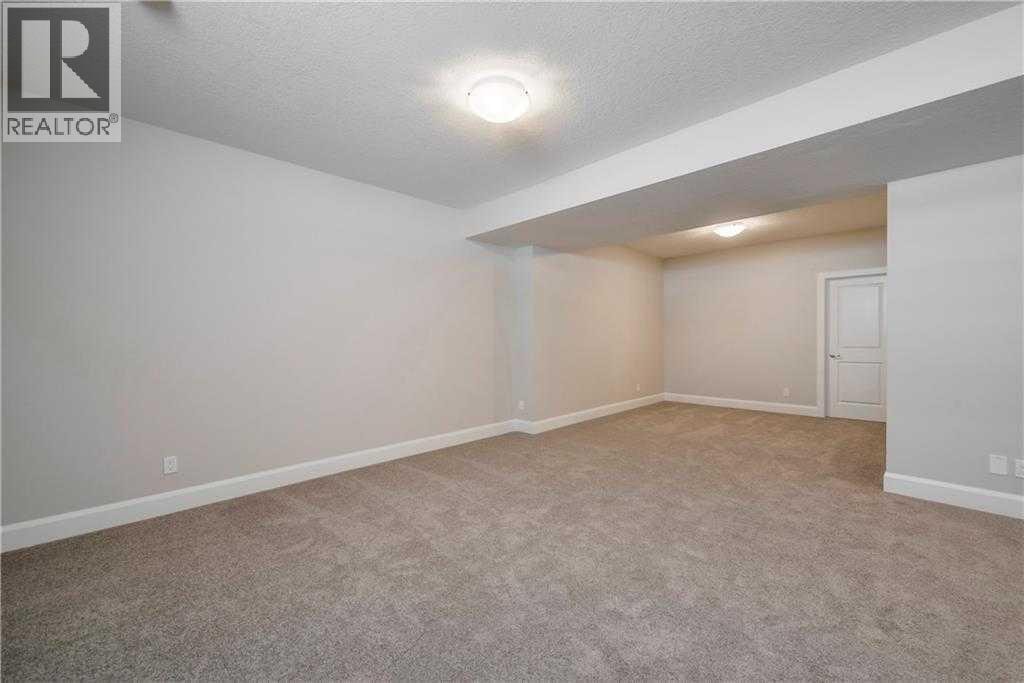 129 South Harmony Drive — photo 47