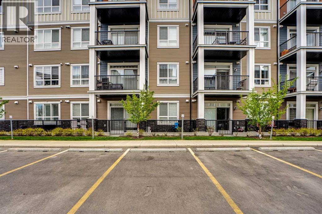 111, 25 Walgrove Walk SE — photo 3
