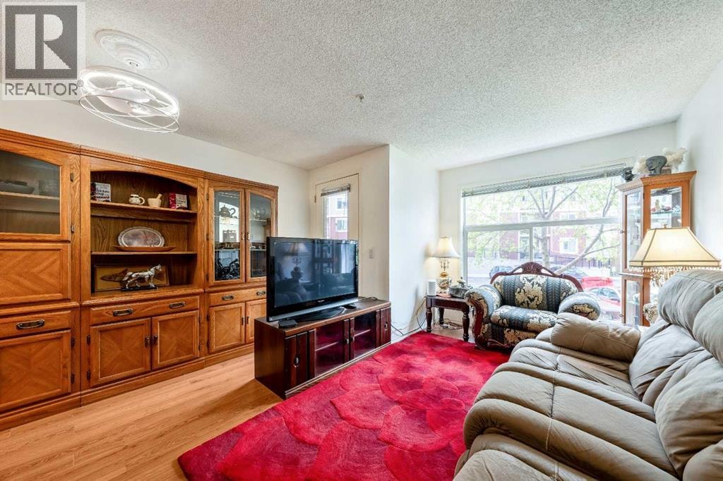 2132, 700 Willowbrook Road NW — photo 8