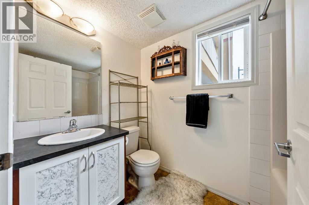 2132, 700 Willowbrook Road NW — photo 13