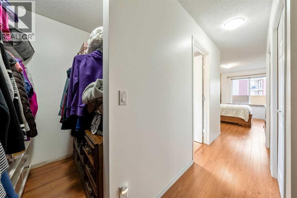 2132, 700 Willowbrook Road NW — photo 14