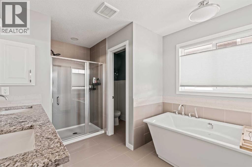 65 Sunrise Crescent — photo 29
