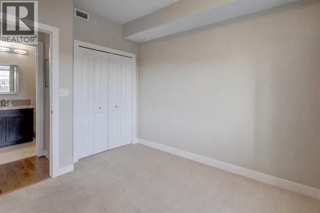 810, 16 Varsity Estates Circle NW — photo 23