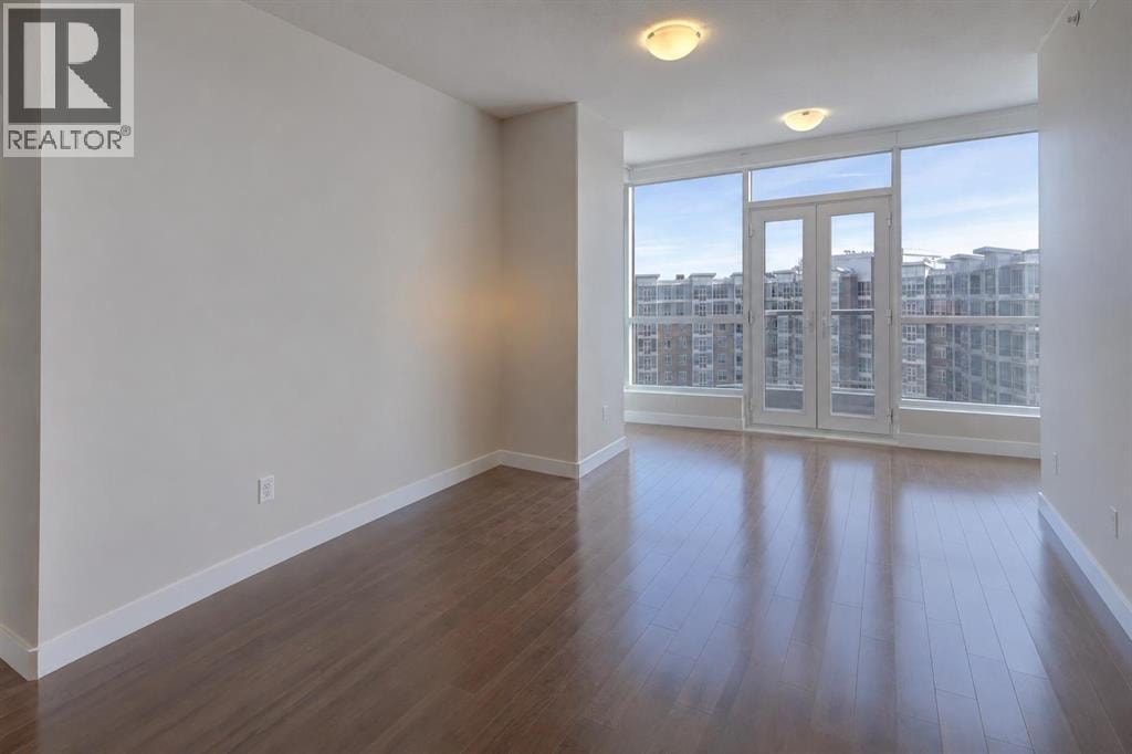 810, 16 Varsity Estates Circle NW — photo 9
