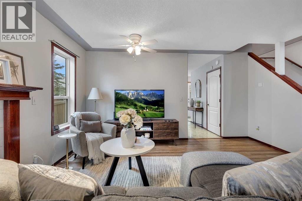 47 Carmel Close NE — photo 6