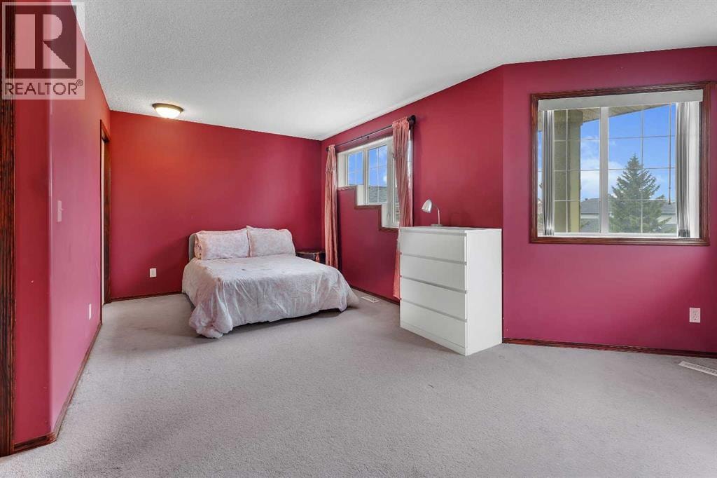 47 Carmel Close NE — photo 23