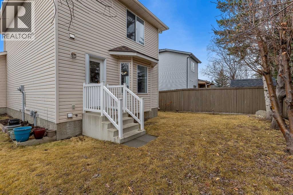 47 Carmel Close NE — photo 19