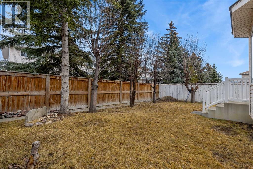 47 Carmel Close NE — photo 16