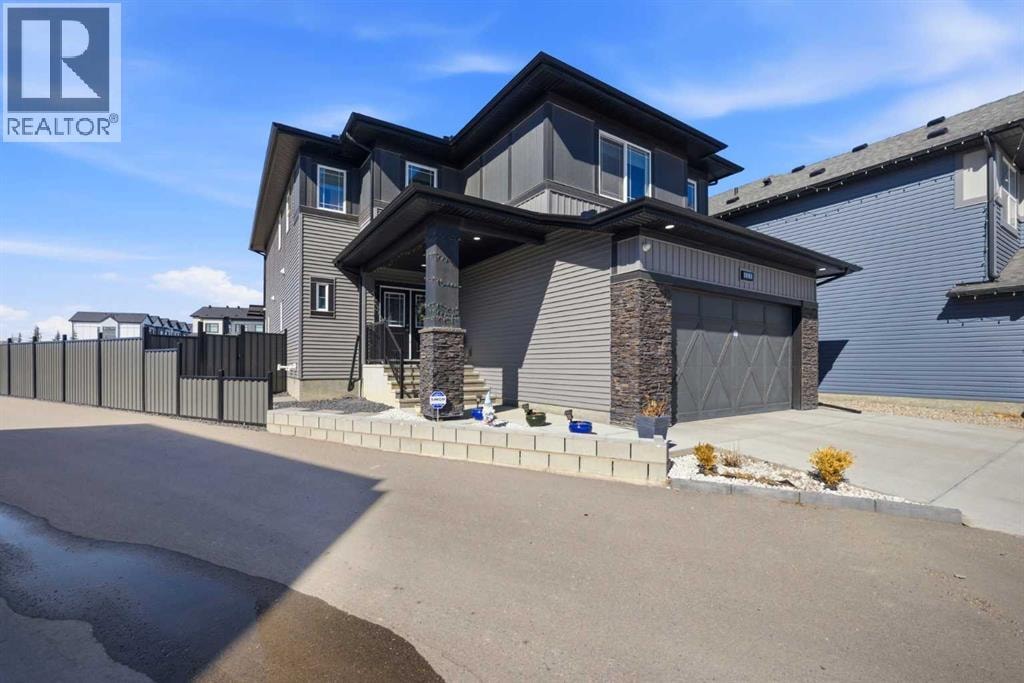 1153 Chinook Gate Bay SW — photo 2