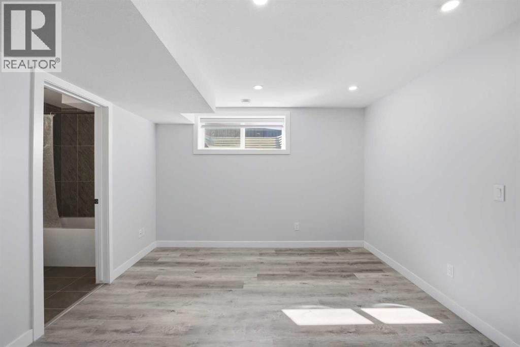 1153 Chinook Gate Bay SW — photo 31
