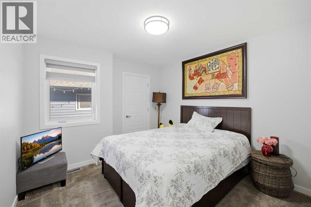 1153 Chinook Gate Bay SW — photo 35