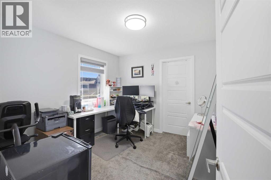 1153 Chinook Gate Bay SW — photo 34