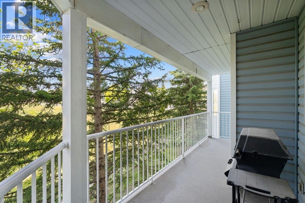 3208, 3208 Hawksbrow Point NW — photo 25