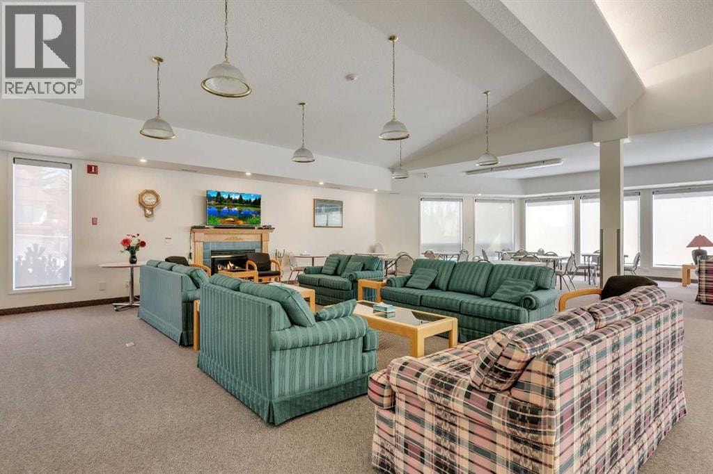 3208, 3208 Hawksbrow Point NW — photo 37