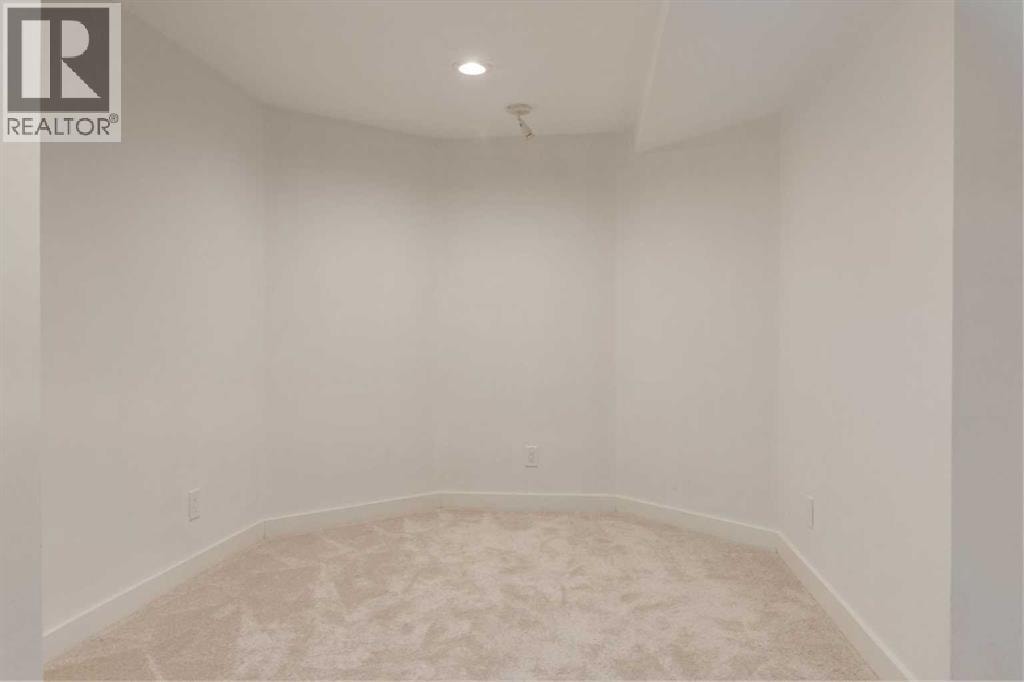113 Straddock Terrace SW — photo 39