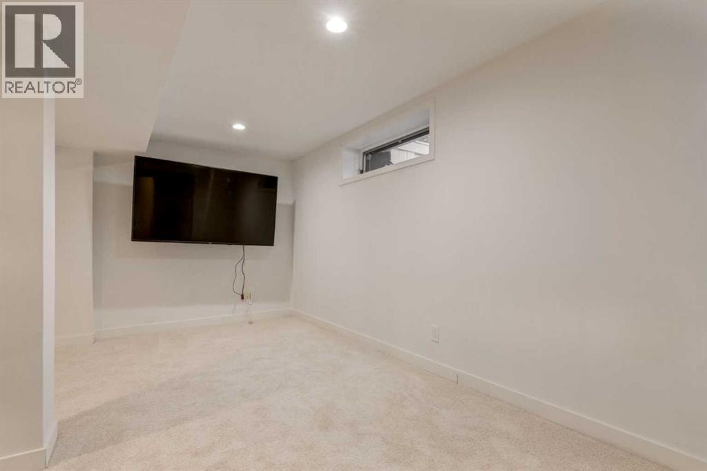113 Straddock Terrace SW — photo 36