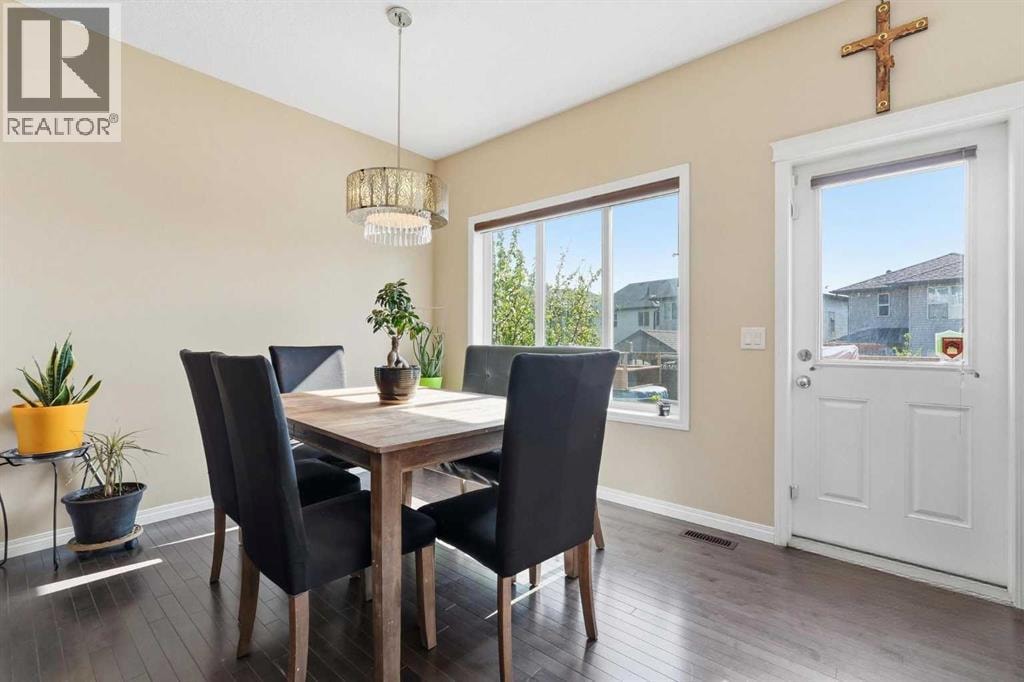 19 Hillcrest Link SW — photo 13