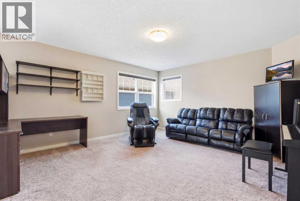 19 Hillcrest Link SW — photo 16