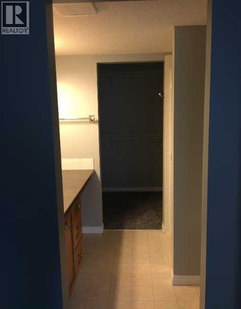 203, 345 Rocky Vista Park NW — photo 20