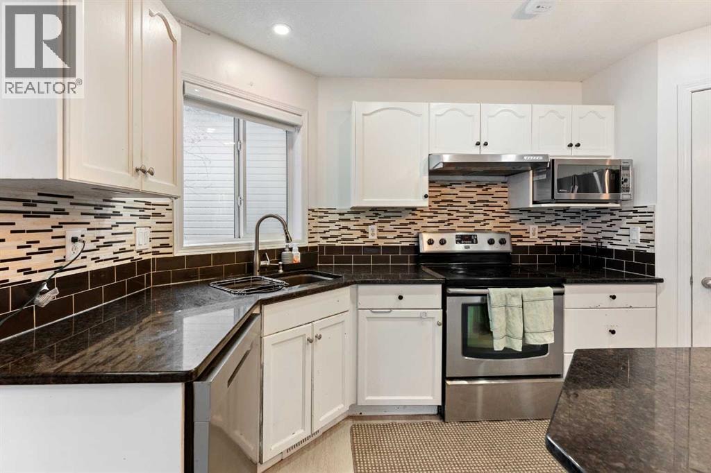 140 Fairways Drive NW — photo 9