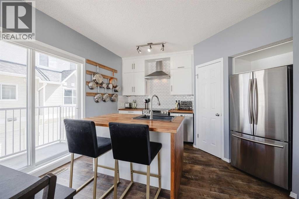 322 Mckenzie Towne Link SE — photo 8