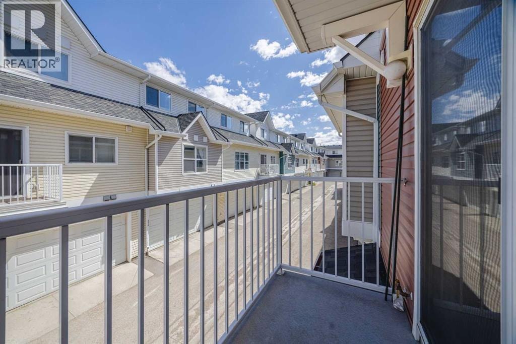 322 Mckenzie Towne Link SE — photo 29
