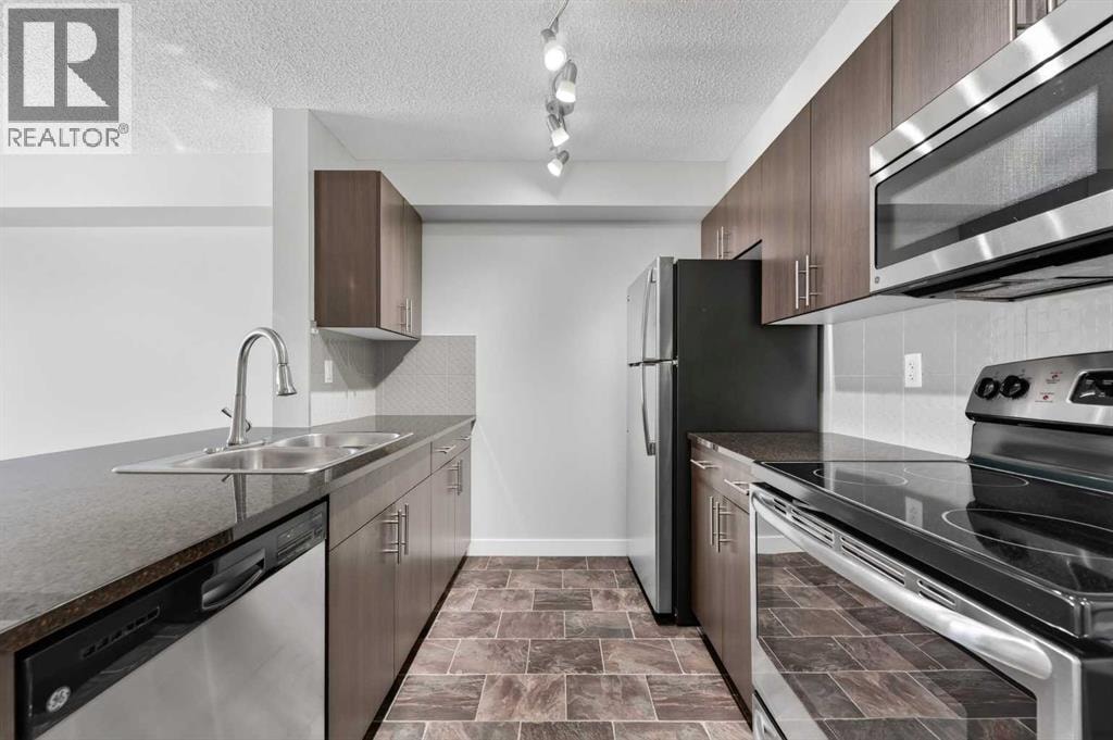 3310, 625 Glenbow Drive — photo 3