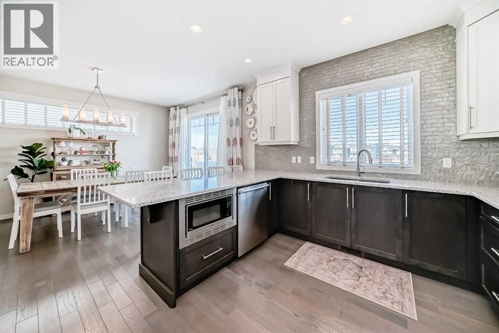 35 Walden Mount SE — photo 17