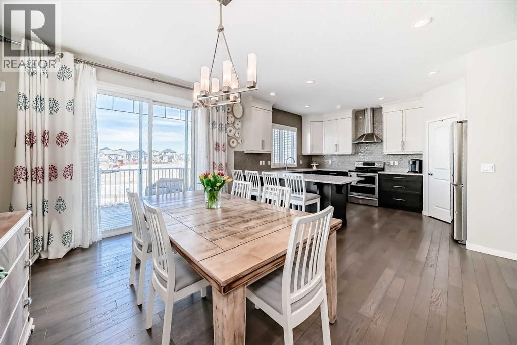 35 Walden Mount SE — photo 11