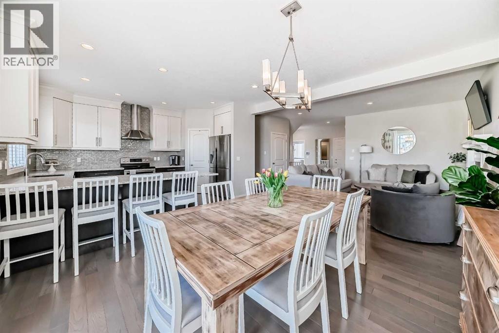 35 Walden Mount SE — photo 13