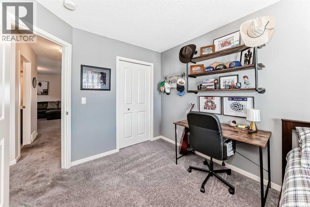 35 Walden Mount SE — photo 32