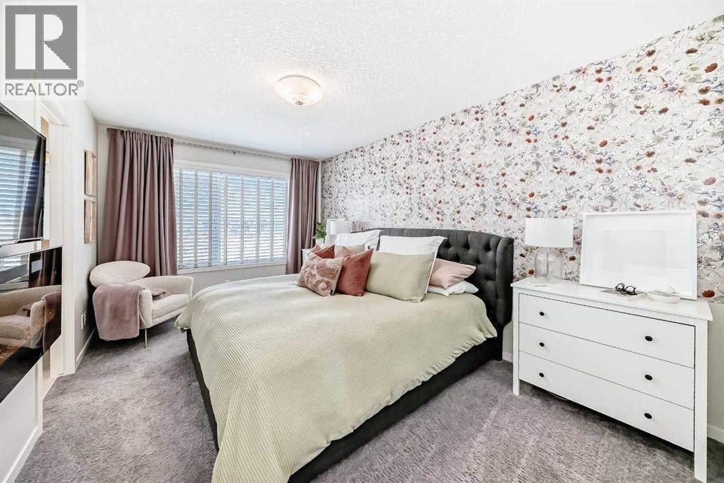 35 Walden Mount SE — photo 22