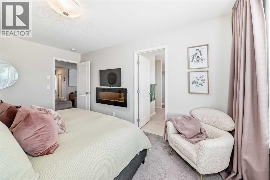 35 Walden Mount SE — photo 24