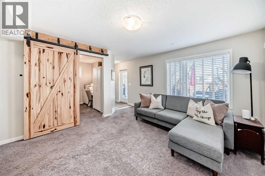 35 Walden Mount SE — photo 38