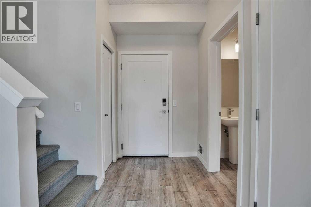 201, 10 Westpark Link SW — photo 16