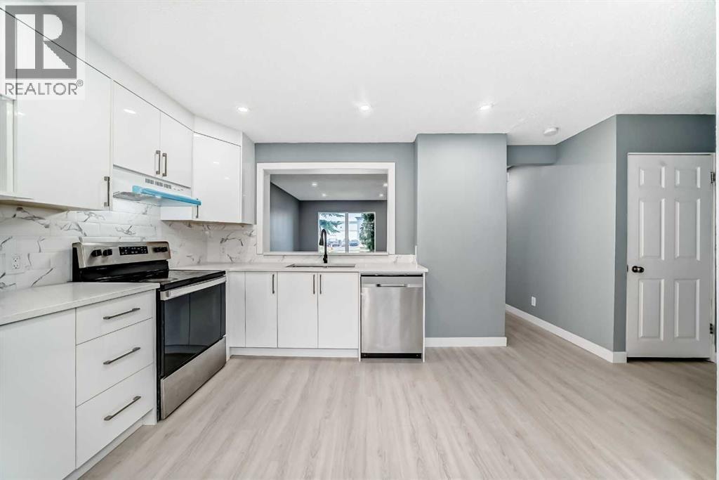 232 Marlborough Way NE — photo 3