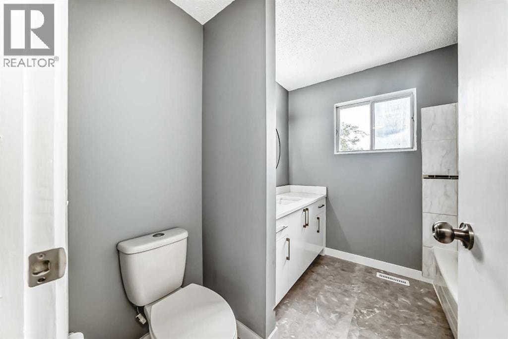 232 Marlborough Way NE — photo 9