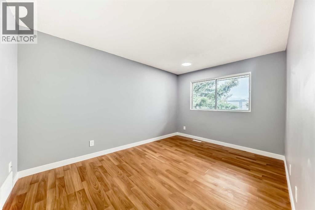 232 Marlborough Way NE — photo 13