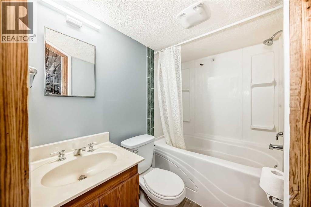 232 Marlborough Way NE — photo 25