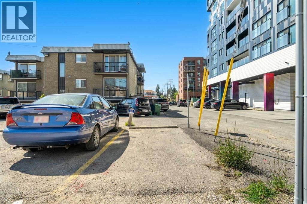 14, 2906 17 Avenue SW — photo 20
