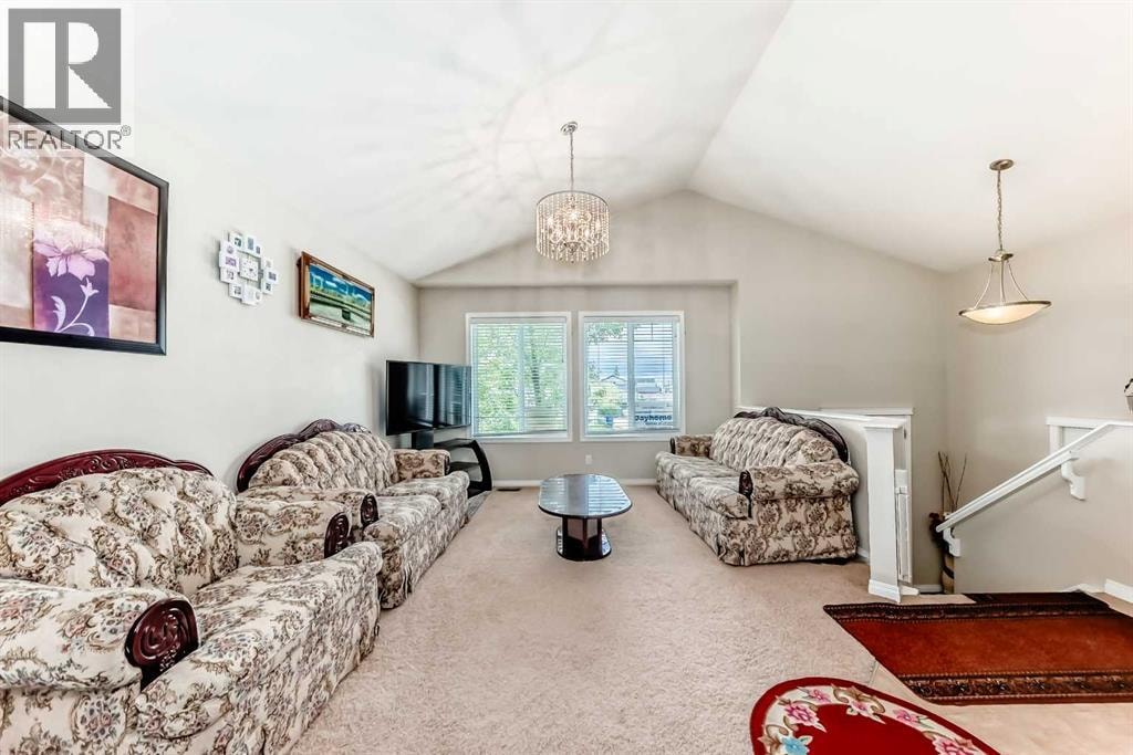 398 MARTINDALE Drive NE — photo 12